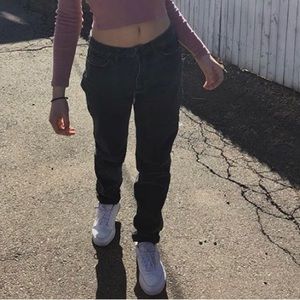 black bdg mom jeans!